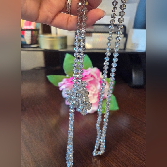 Elegant Silver Jewelry Set - Picture 4 of 7